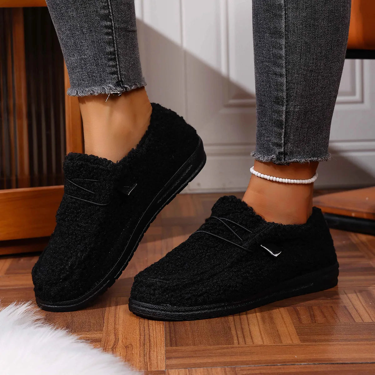 La Douceur du Coton, la Fraîcheur de l'Air : Nos Chaussons Respirants