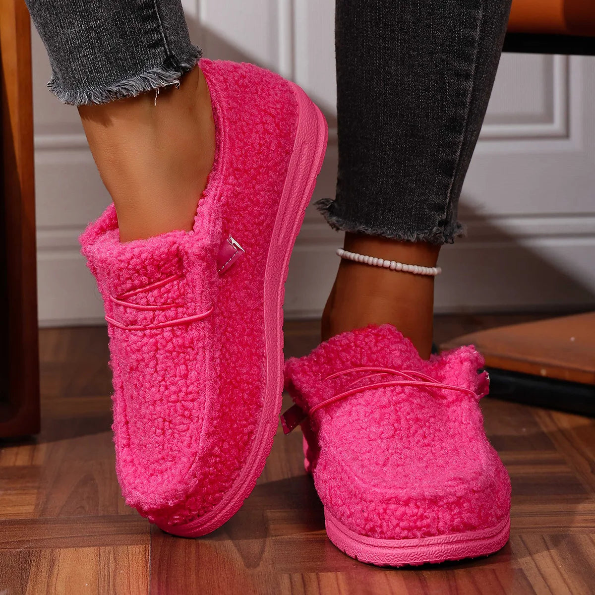 La Douceur du Coton, la Fraîcheur de l'Air : Nos Chaussons Respirants